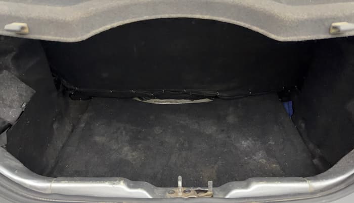 2018 Tata Tiago XZ PETROL, Petrol, Manual, 1,18,576 km, Boot Inside