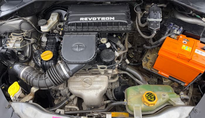 2018 Tata Tiago XZ PETROL, Petrol, Manual, 1,18,576 km, Engine View