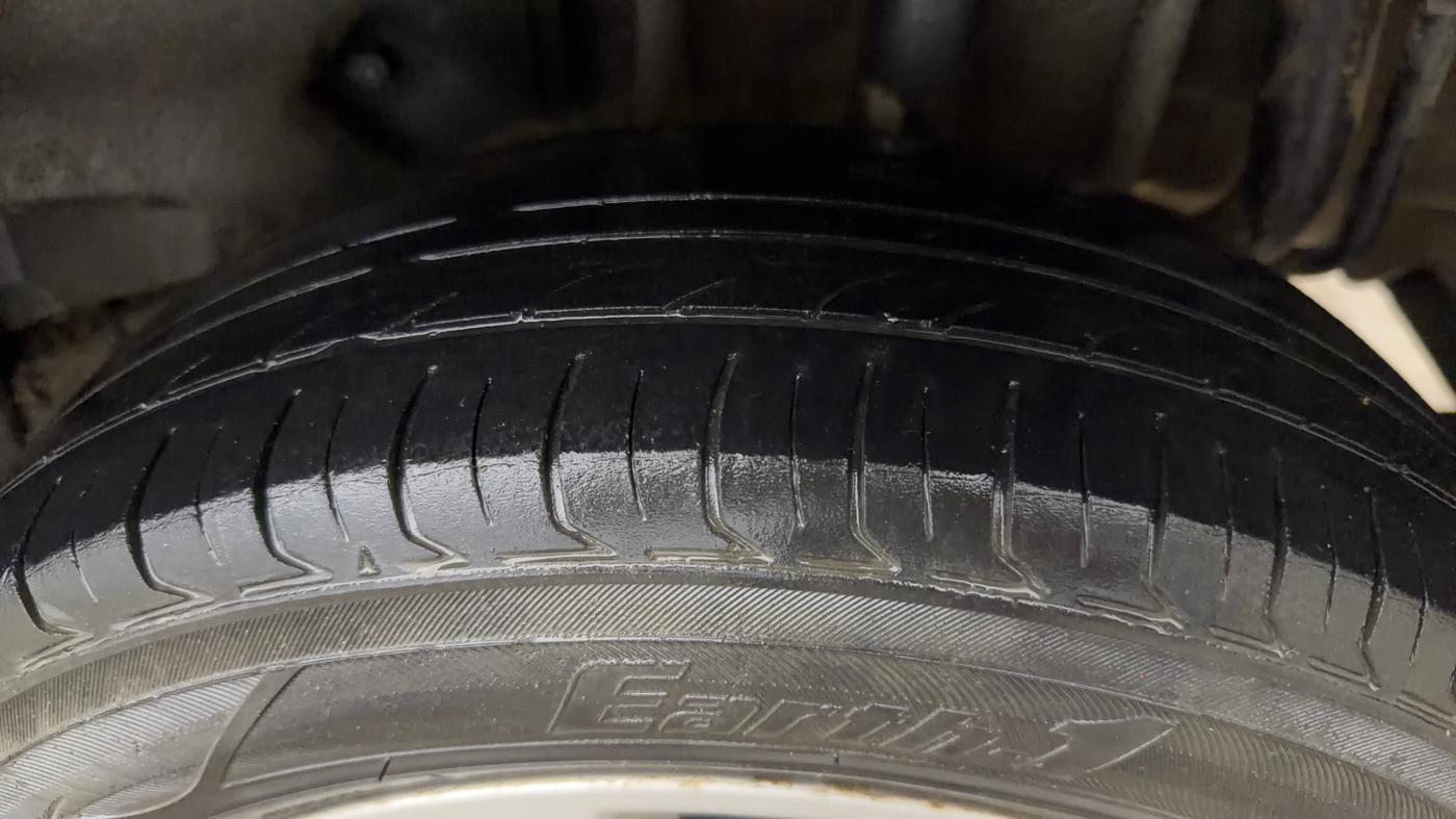 2018 Tata Tiago XZ PETROL, Petrol, Manual, 1,18,576 km, Left Rear Tyre Tread