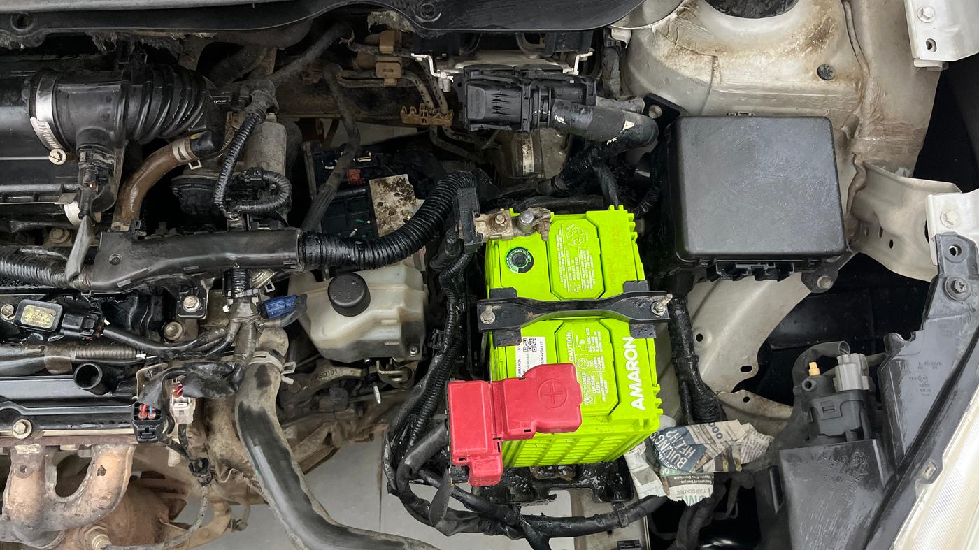 2018 Maruti Swift ZXI AMT, Petrol, Automatic, 59,177 km, Engine View - Left