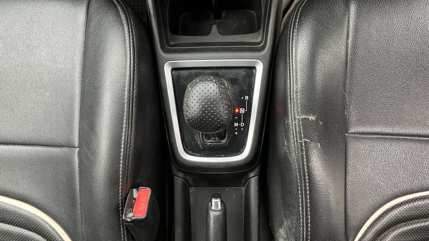 2018 Maruti Swift ZXI AMT, Petrol, Automatic, 59,177 km, Gear Lever