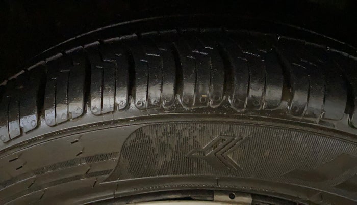 2020 Tata Tiago XT PETROL, Petrol, Manual, 37,927 km, Right Front Tyre Tread