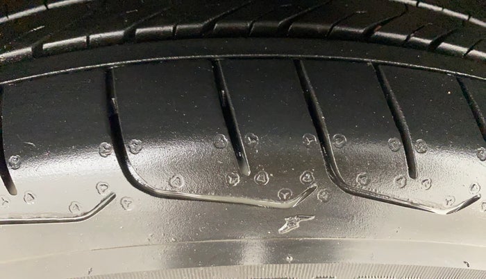 2018 Hyundai Creta SX (O) 1.6 PETROL, Petrol, Manual, 33,998 km, Right Front Tyre Tread