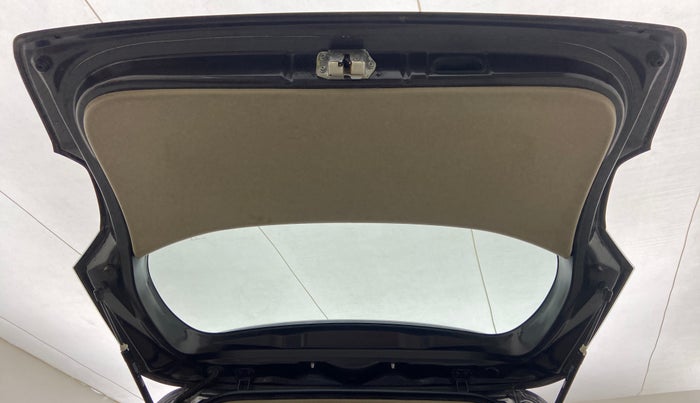 2014 Maruti Ertiga VXI, Petrol, Manual, 94,052 km, Boot Door Open
