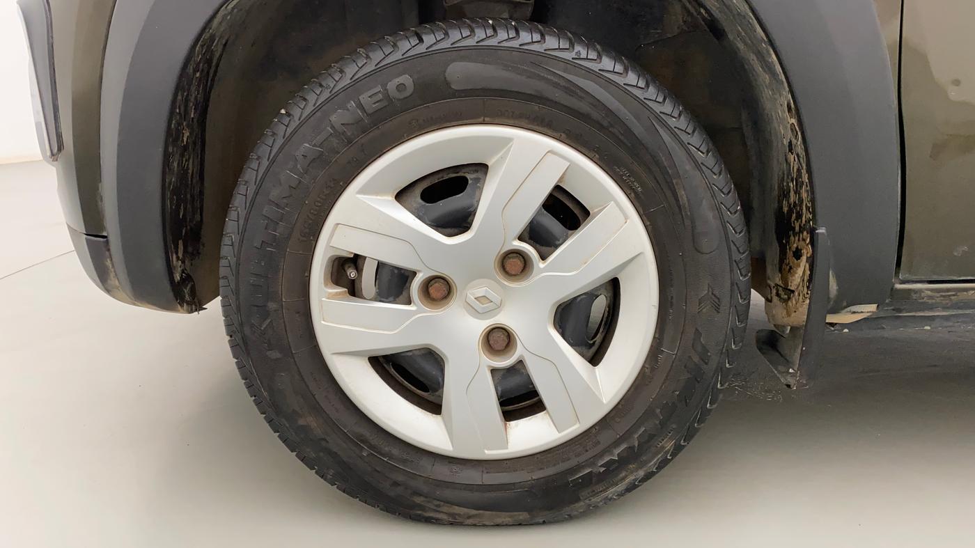 2016 Renault Kwid RXT 1.0, Petrol, Manual, 11,318 km, Left Front Wheel