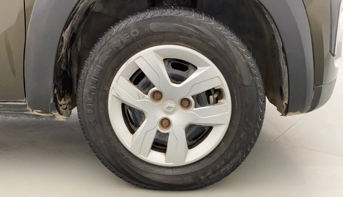 2016 Renault Kwid RXT 1.0, Petrol, Manual, 11,318 km, Right Front Wheel