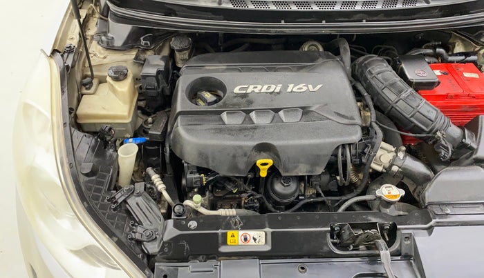 2012 Hyundai New Elantra 1.6 S MT DIESEL, Diesel, Manual, 1,29,540 km, Engine View - Right