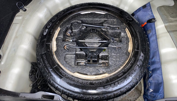 2012 Hyundai New Elantra 1.6 S MT DIESEL, Diesel, Manual, 1,29,540 km, Spare Tyre