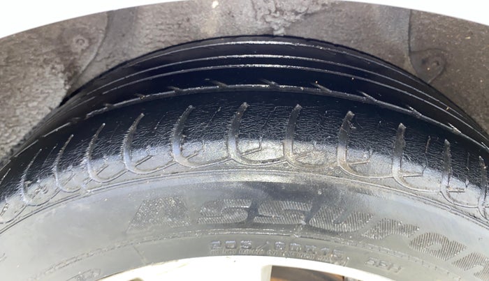 2012 Hyundai New Elantra 1.6 S MT DIESEL, Diesel, Manual, 1,29,540 km, Left Rear Tyre Tread