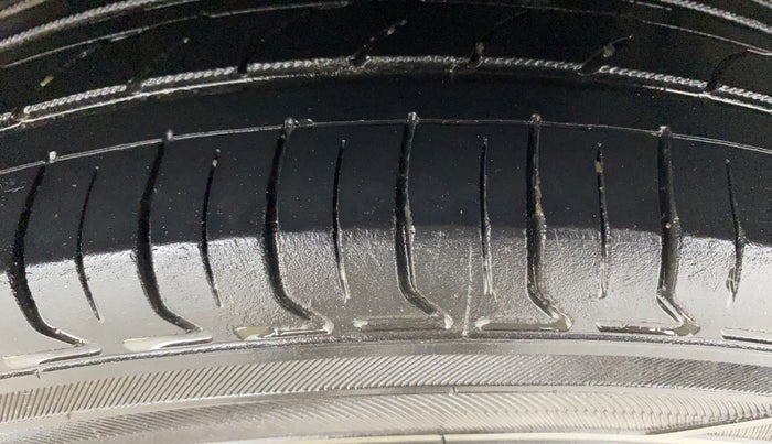 2018 Tata Tiago XZ PETROL, Petrol, Manual, 71,011 km, Left Rear Tyre Tread