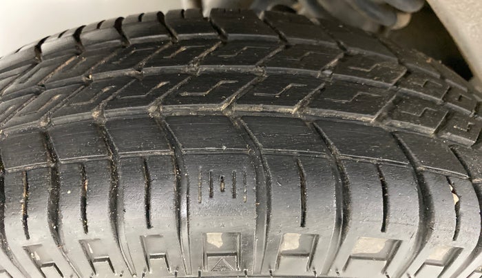 2021 Maruti Eeco 7 STR, Petrol, Manual, 16,020 km, Right Rear Tyre Tread