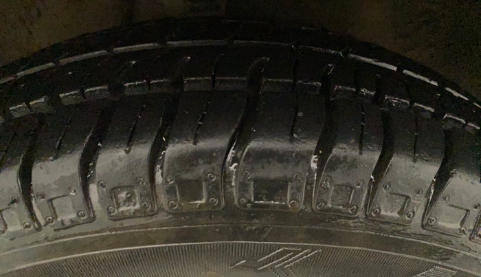 2014 Maruti Alto 800 LXI, Petrol, Manual, 48,615 km, Right Front Tyre Tread