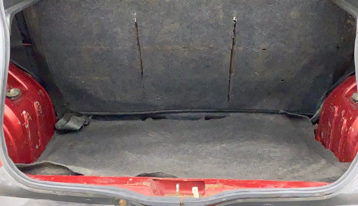 2015 Renault Kwid RXL, Petrol, Manual, 49,860 km, Boot Inside