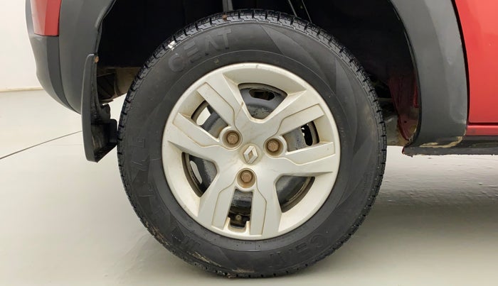 2015 Renault Kwid RXL, Petrol, Manual, 49,860 km, Right Rear Wheel