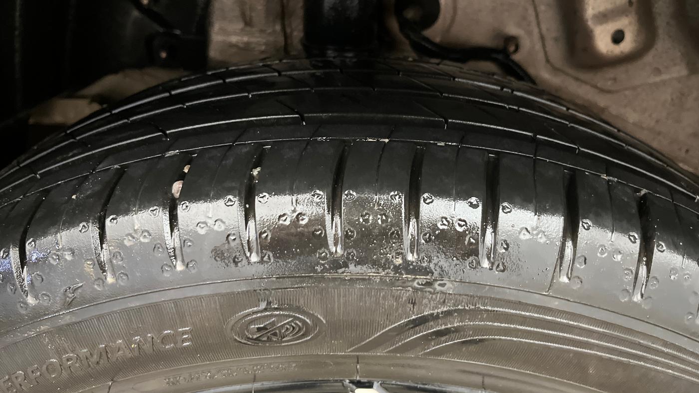 2025 Tata Curvv Accomplished S 1.2 Petrol 7DCA, Petrol, Automatic, 6,845 km, Right Rear Tyre Tread