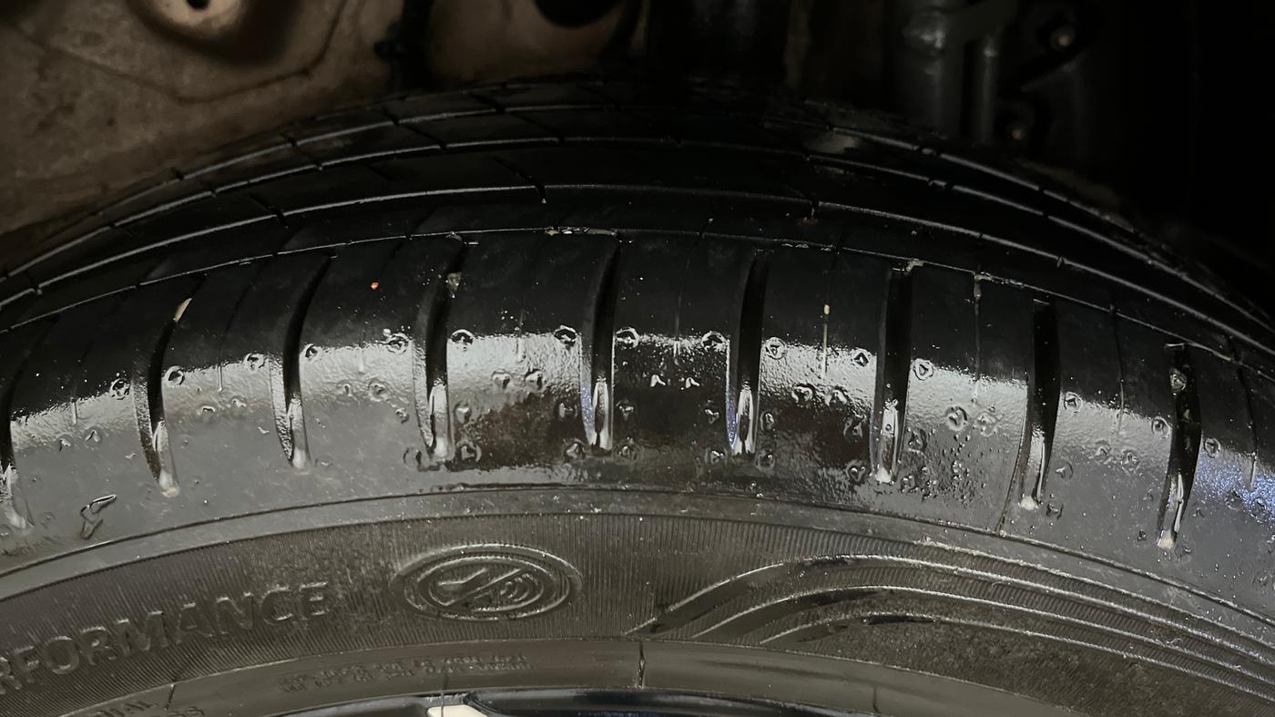 2025 Tata Curvv Accomplished S 1.2 Petrol 7DCA, Petrol, Automatic, 6,845 km, Left Rear Tyre Tread
