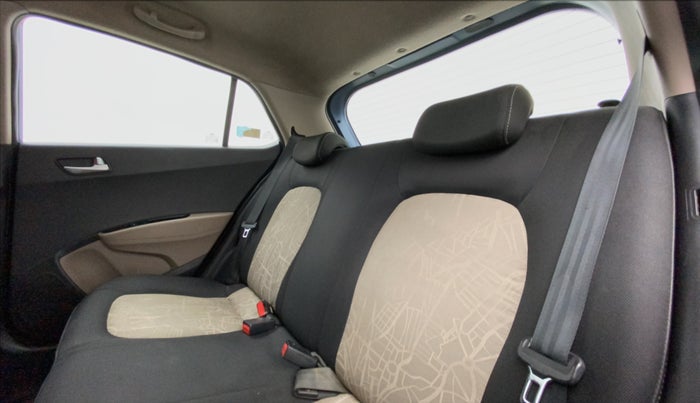 2015 Hyundai Grand i10 ASTA (O) 1.2 KAPPA VTVT, Petrol, Manual, 92,466 km, Right Side Rear Door Cabin