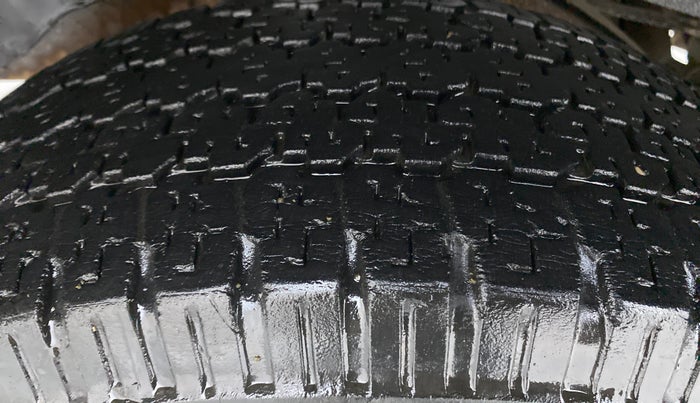 2016 Mahindra Thar CRDE 4X4 BS IV, Diesel, Manual, 47,712 km, Right Rear Tyre Tread