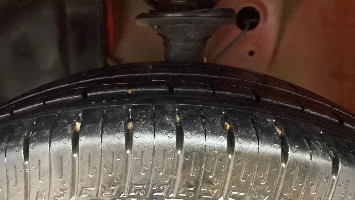 2022 Maruti Celerio VXI, Petrol, Manual, 1,43,518 km, Left Front Tyre Tread