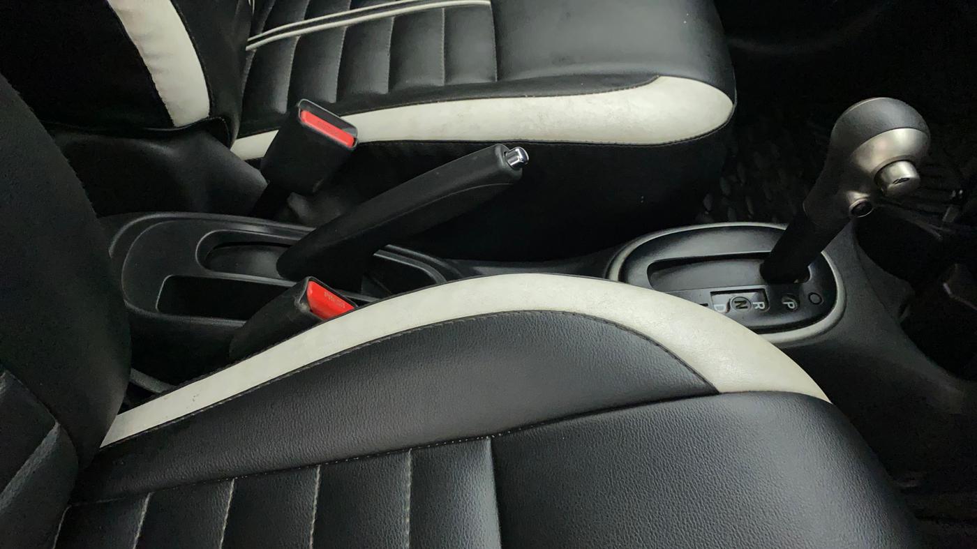 2018 Nissan Micra XV CVT, Petrol, Automatic, 55,659 km, Gear Lever