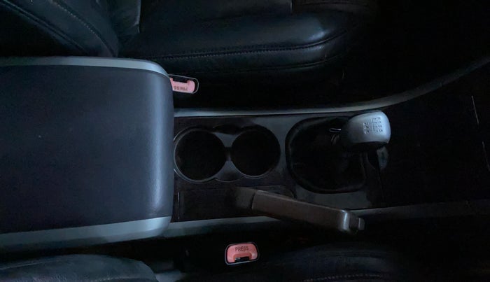 2014 Mahindra XUV500 W8, Diesel, Manual, 85,083 km, Gear Lever