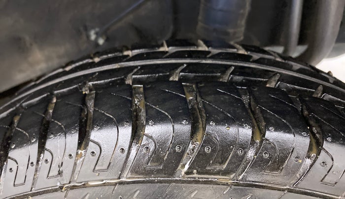 2017 Datsun Go T, Petrol, Manual, 13,433 km, Left Rear Tyre Tread