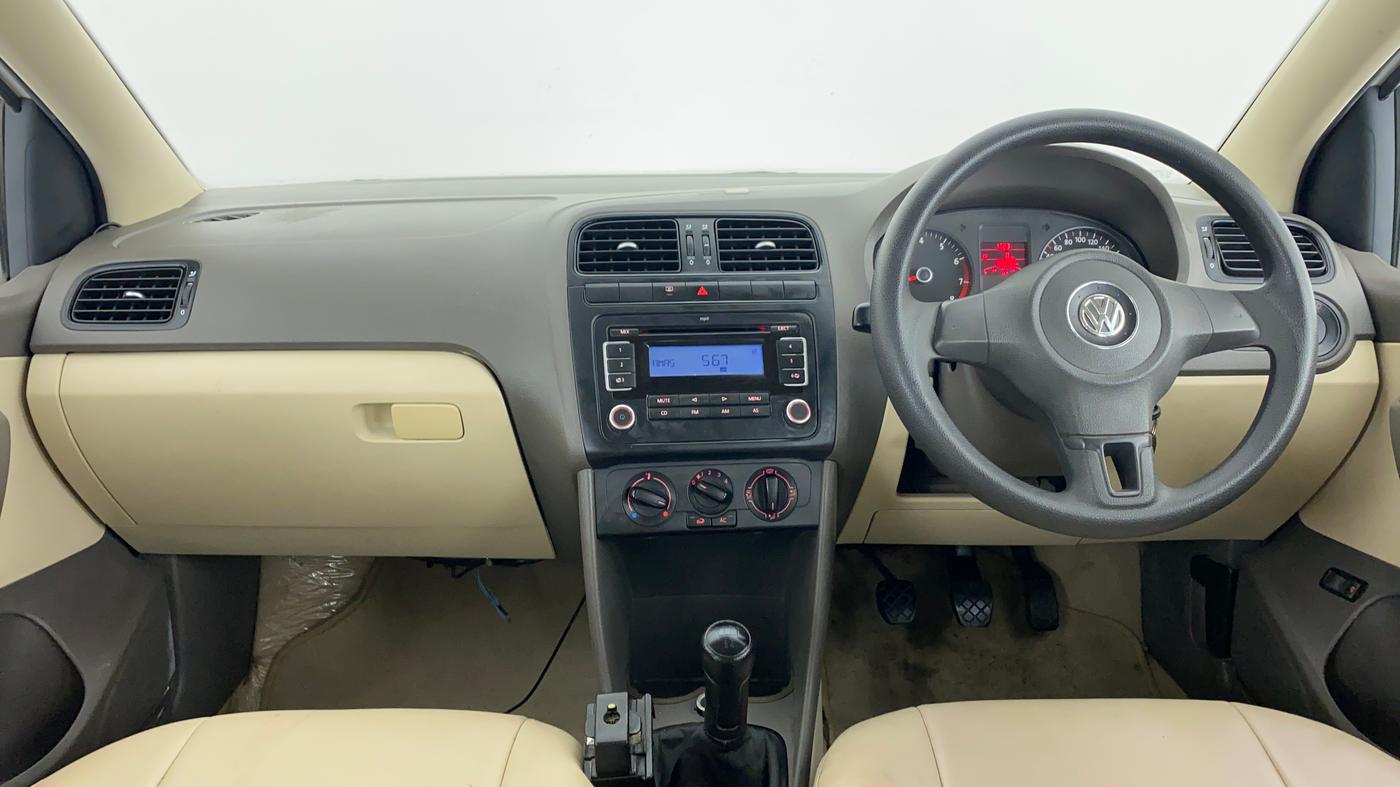 2012 Volkswagen Vento COMFORTLINE MT PETROL, Petrol, Manual, 38,639 km, Dashboard