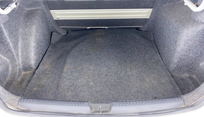 2012 Volkswagen Vento COMFORTLINE MT PETROL, Petrol, Manual, 38,639 km, Boot Inside