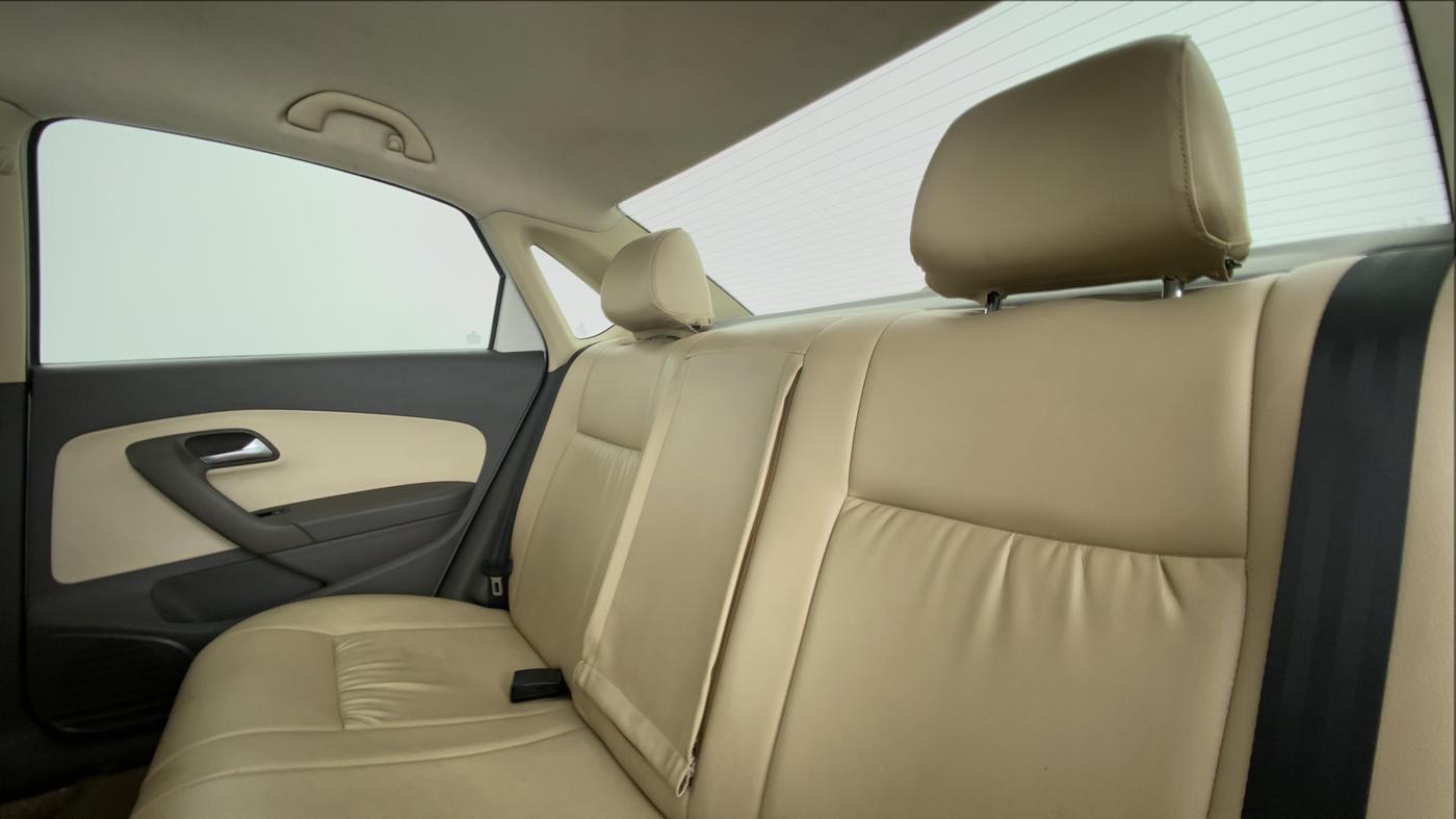 2012 Volkswagen Vento COMFORTLINE MT PETROL, Petrol, Manual, 38,639 km, Right Side Rear Door Cabin