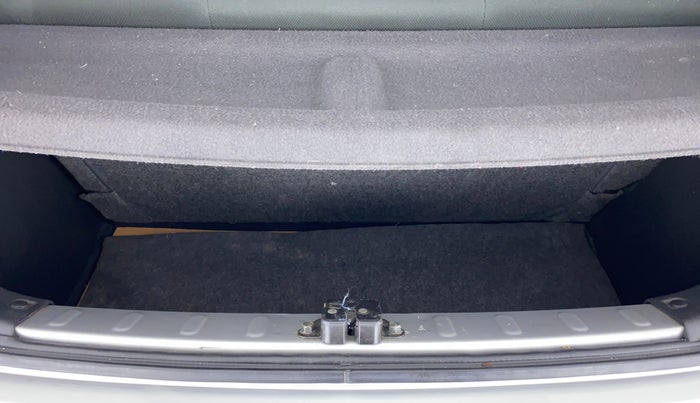 2013 Honda Brio 1.2 S MT I VTEC, Petrol, Manual, 54,196 km, Boot Inside