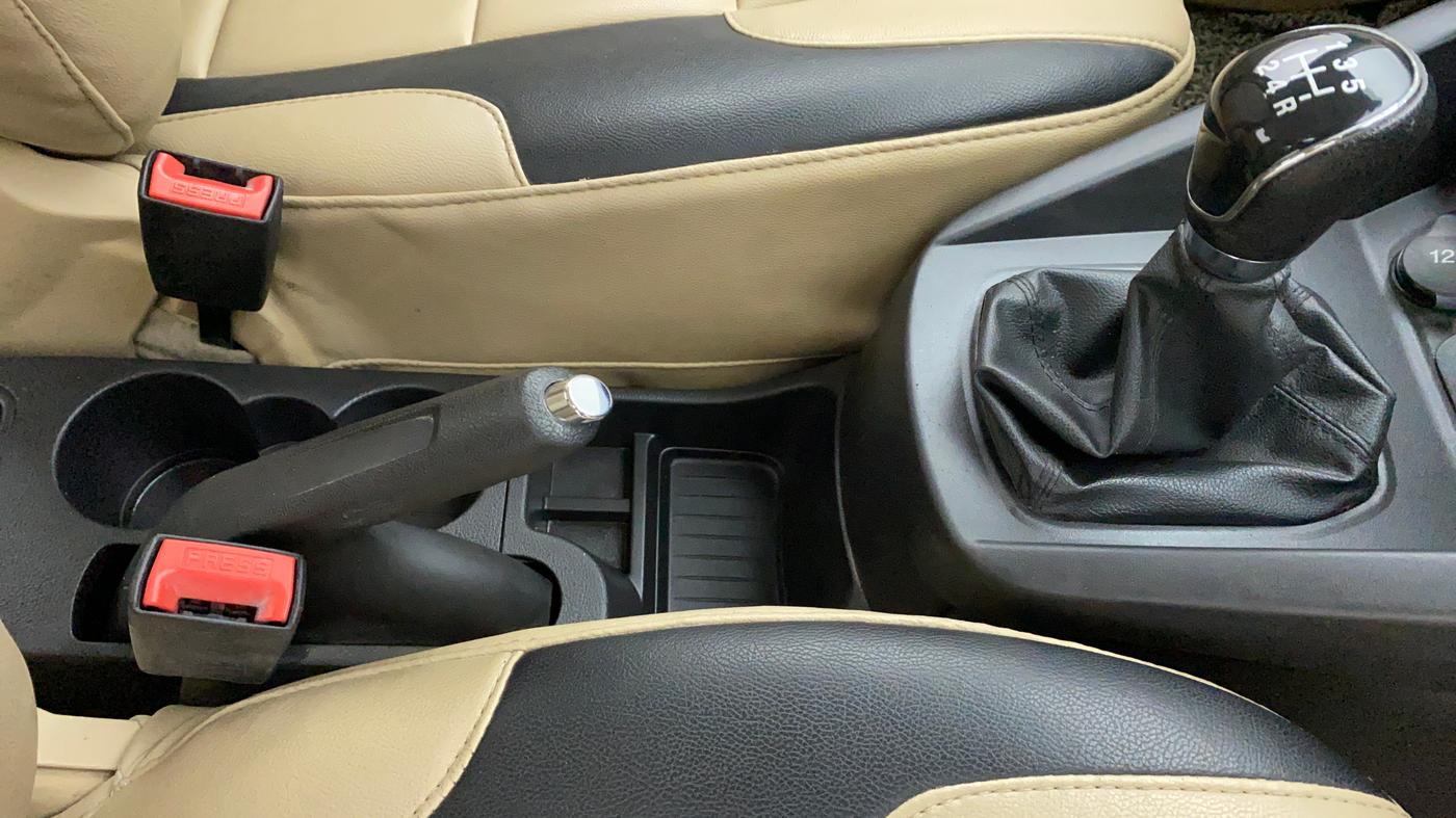 2015 Ford Figo Aspire 1.5 TITANIUM DIESEL, Diesel, Manual, 87,653 km, Gear Lever