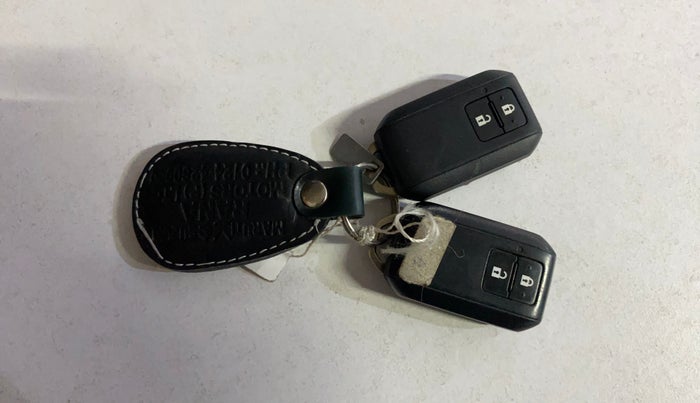 2019 Maruti Ertiga ZXI+ SHVS, Petrol, Manual, 1,18,326 km, Key Close Up