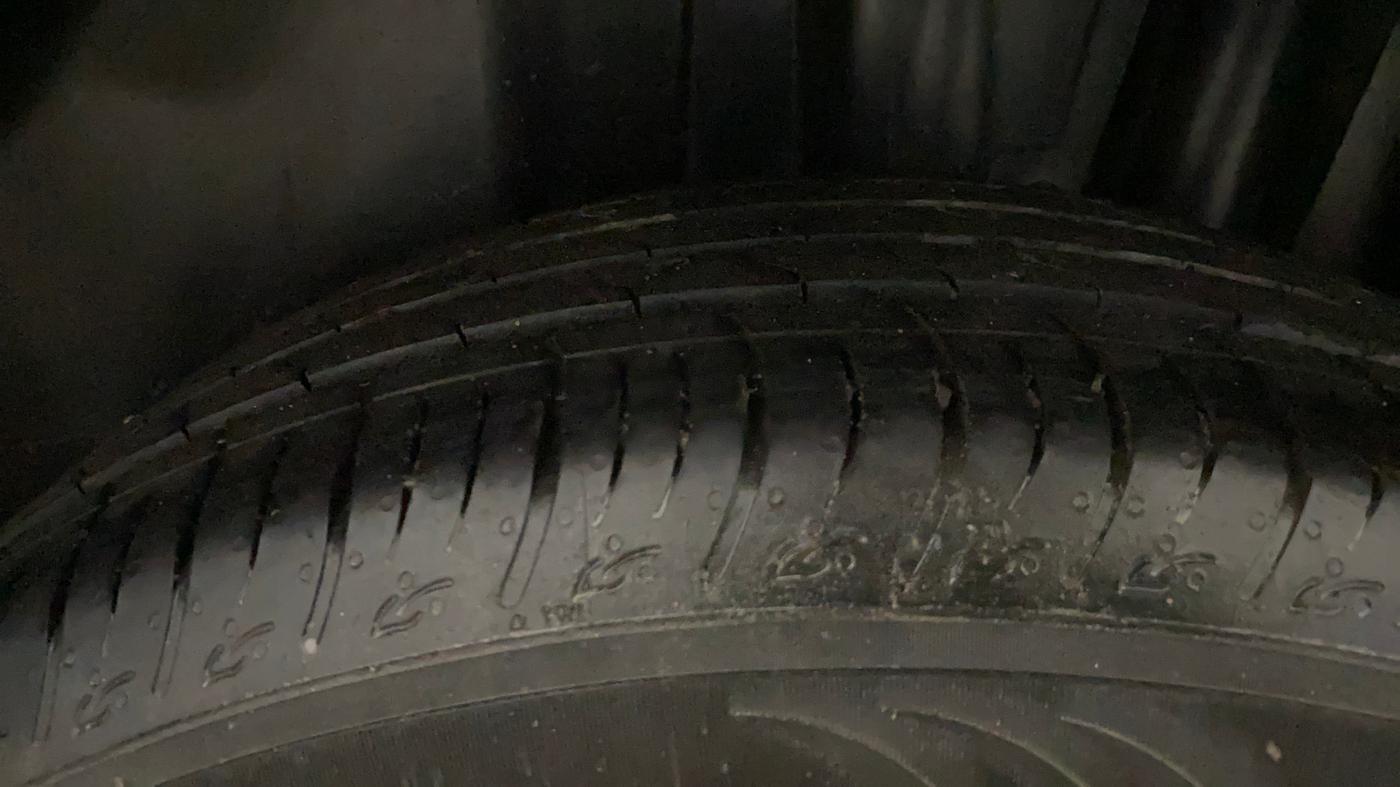 2024 Maruti BREZZA LXI, Petrol, Manual, 35,047 km, Left Rear Tyre Tread