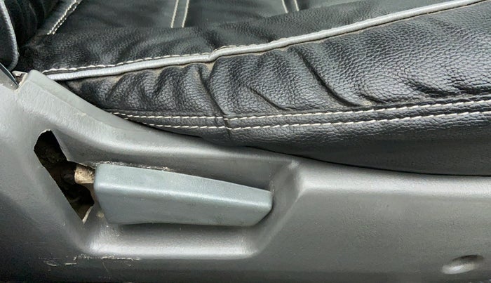 2009 Maruti Alto LXI, Petrol, Manual, 54,542 km, Driver Side Adjustment Panel