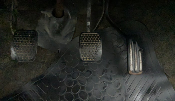 2009 Maruti Alto LXI, Petrol, Manual, 54,542 km, Pedals