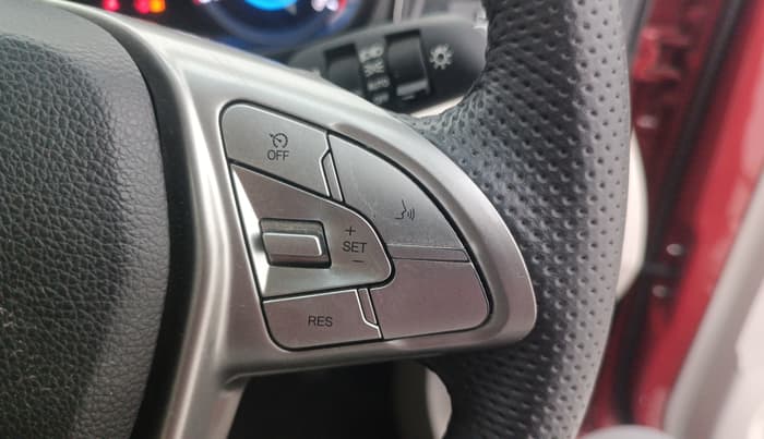 2022 Mahindra XUV300 W8 (O) 1.2 PETROL AMT, Petrol, Automatic, 12,444 km, Adaptive Cruise Control