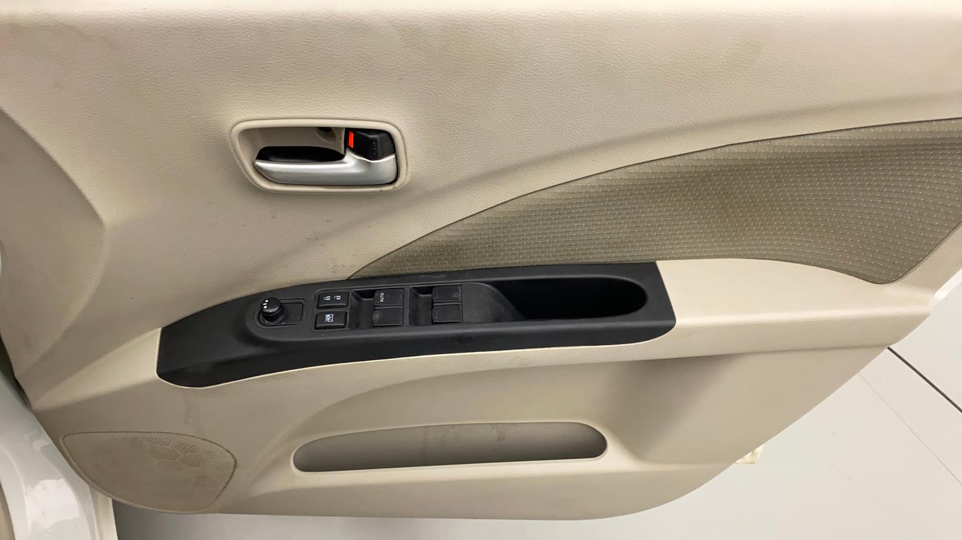 2019 Maruti Celerio ZXI (O), Petrol, Manual, 74,700 km, Driver Side Door Panels Control