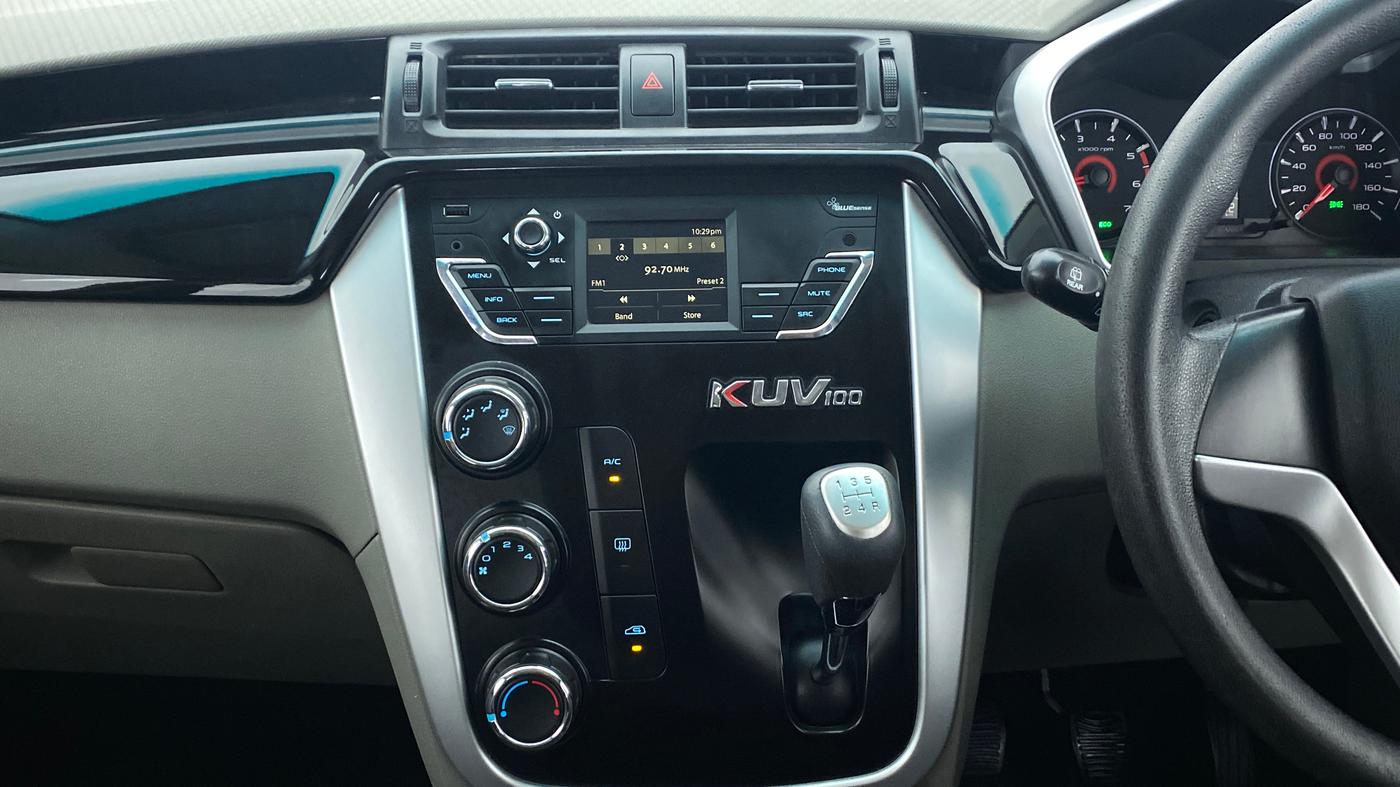 2017 Mahindra Kuv100 K4 D 6 STR, Diesel, Manual, 36,449 km, Air Conditioner
