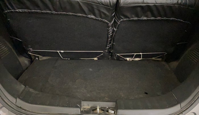 2016 Maruti Wagon R 1.0 VXI AMT, Petrol, Automatic, 64,867 km, Boot Inside