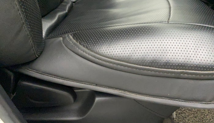 2018 Datsun Redi Go S 1.0 AMT, CNG, Automatic, 73,287 km, Driver Side Adjustment Panel