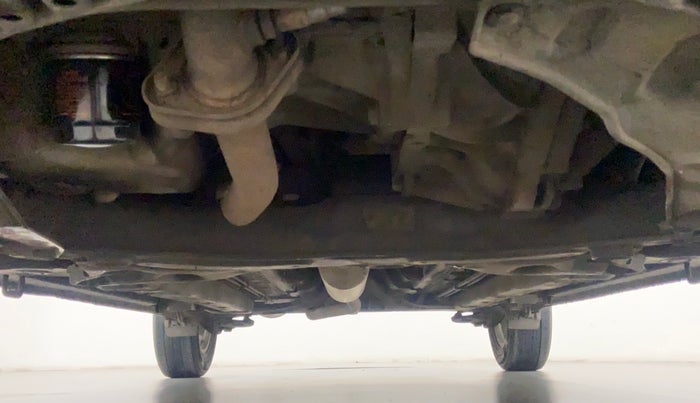 2014 Maruti Ciaz ZXI, Petrol, Manual, 80,695 km, Front Underbody