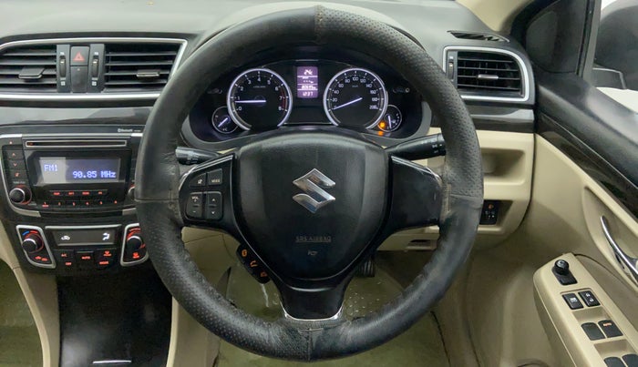 2014 Maruti Ciaz ZXI, Petrol, Manual, 80,695 km, Steering Wheel Close Up