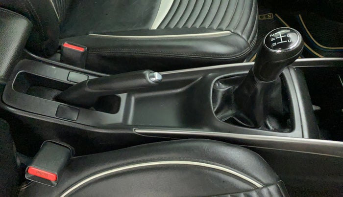 2020 Maruti Baleno ALPHA PETROL 1.2, Petrol, Manual, 66,098 km, Gear Lever