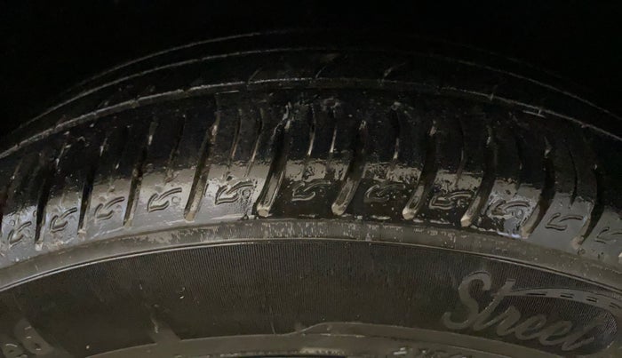 2022 KIA SONET HTX 1.0 IMT, Petrol, Manual, 38,724 km, Right Front Tyre Tread