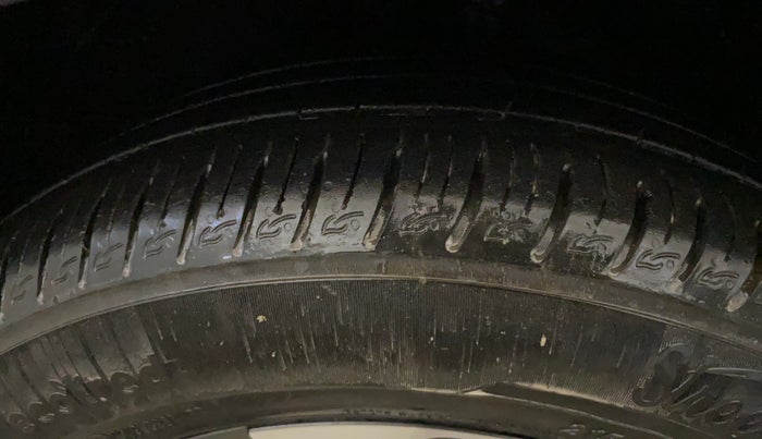 2022 KIA SONET HTX 1.0 IMT, Petrol, Manual, 38,724 km, Left Front Tyre Tread