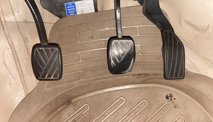 2013 Maruti Ertiga ZDI, Diesel, Manual, 75,488 km, Pedals