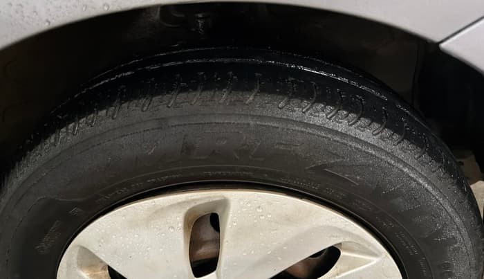 2017 Maruti Celerio ZXI, Petrol, Manual, 1,12,929 km, Right Front Tyre Tread