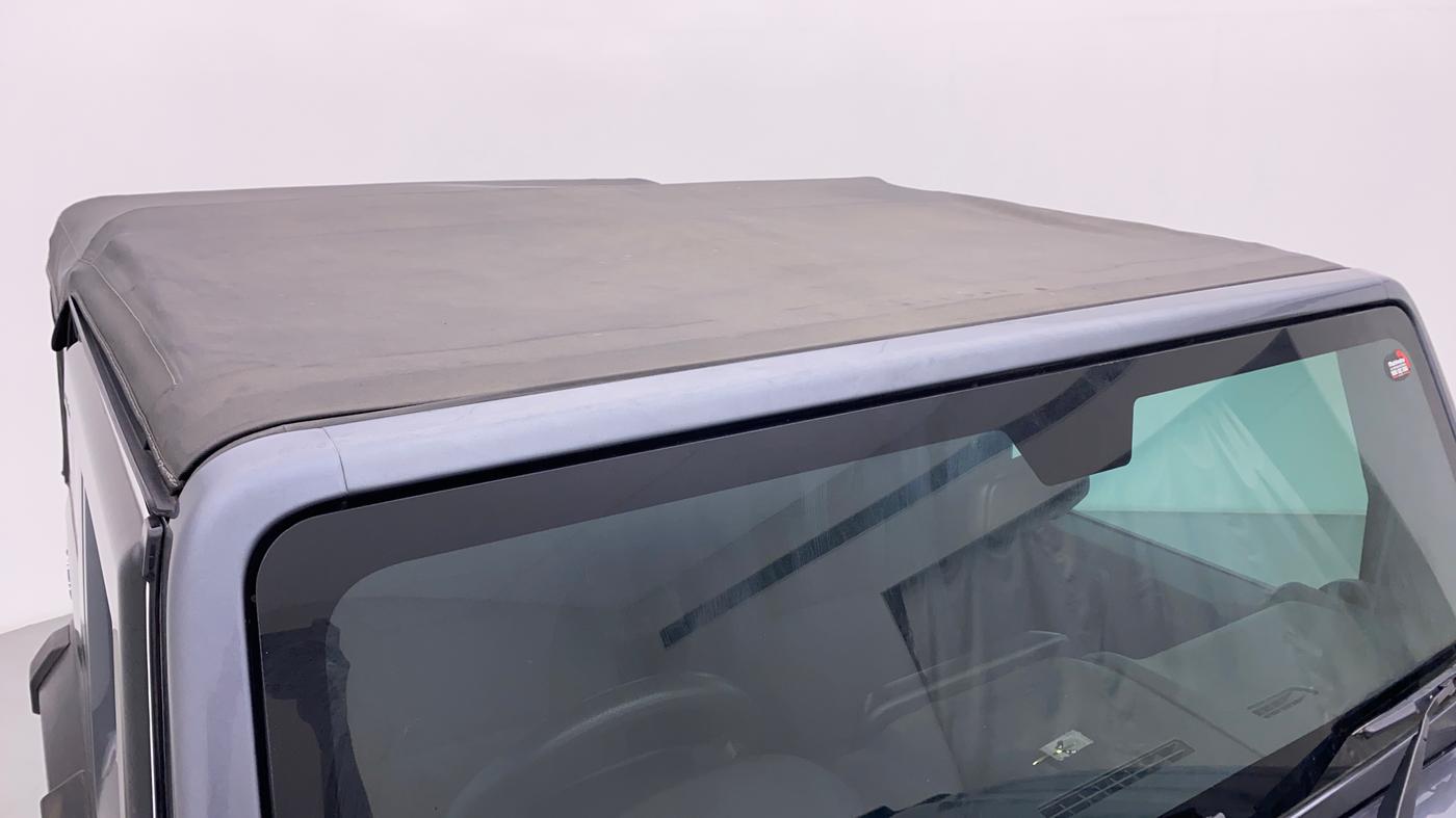 2021 Mahindra Thar LX D 4WD AT CONVERTIBLE, Diesel, Automatic, 24,675 km, Roof