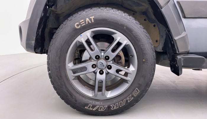 2021 Mahindra Thar LX D 4WD AT CONVERTIBLE, Diesel, Automatic, 24,675 km, Left Front Wheel