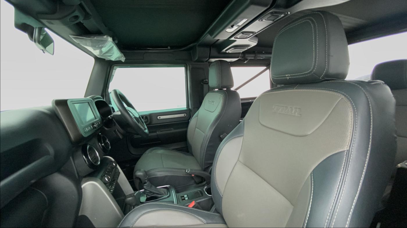 2021 Mahindra Thar LX D 4WD AT CONVERTIBLE, Diesel, Automatic, 24,675 km, Right Side Front Door Cabin